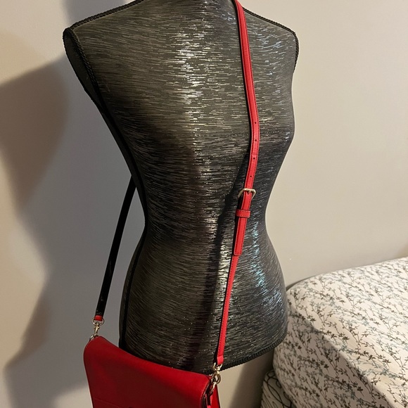 Kate Spade Crossbody - Picture 2 of 4